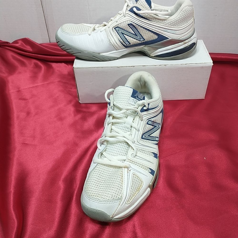 WOMEN'S NEW BALANCE 1005 TENNIS ATHLETIC SHOES WHITE/BLUE SIZE 10.5B